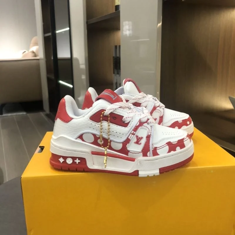 LOUIS VUITTON SHOES Soft 30153