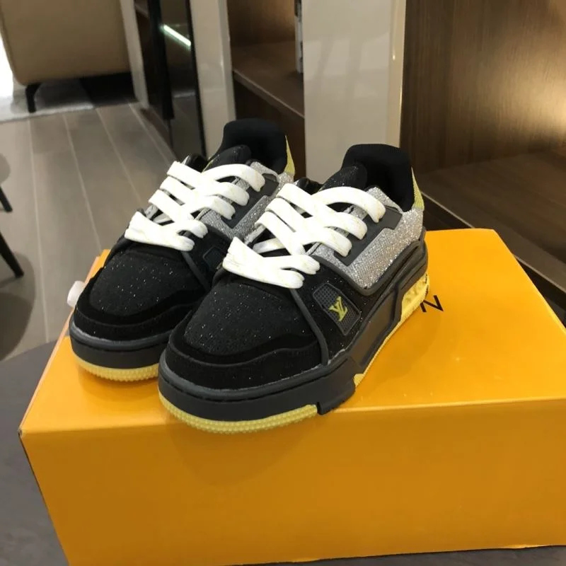 LOUIS VUITTON SHOES Efficient 30145