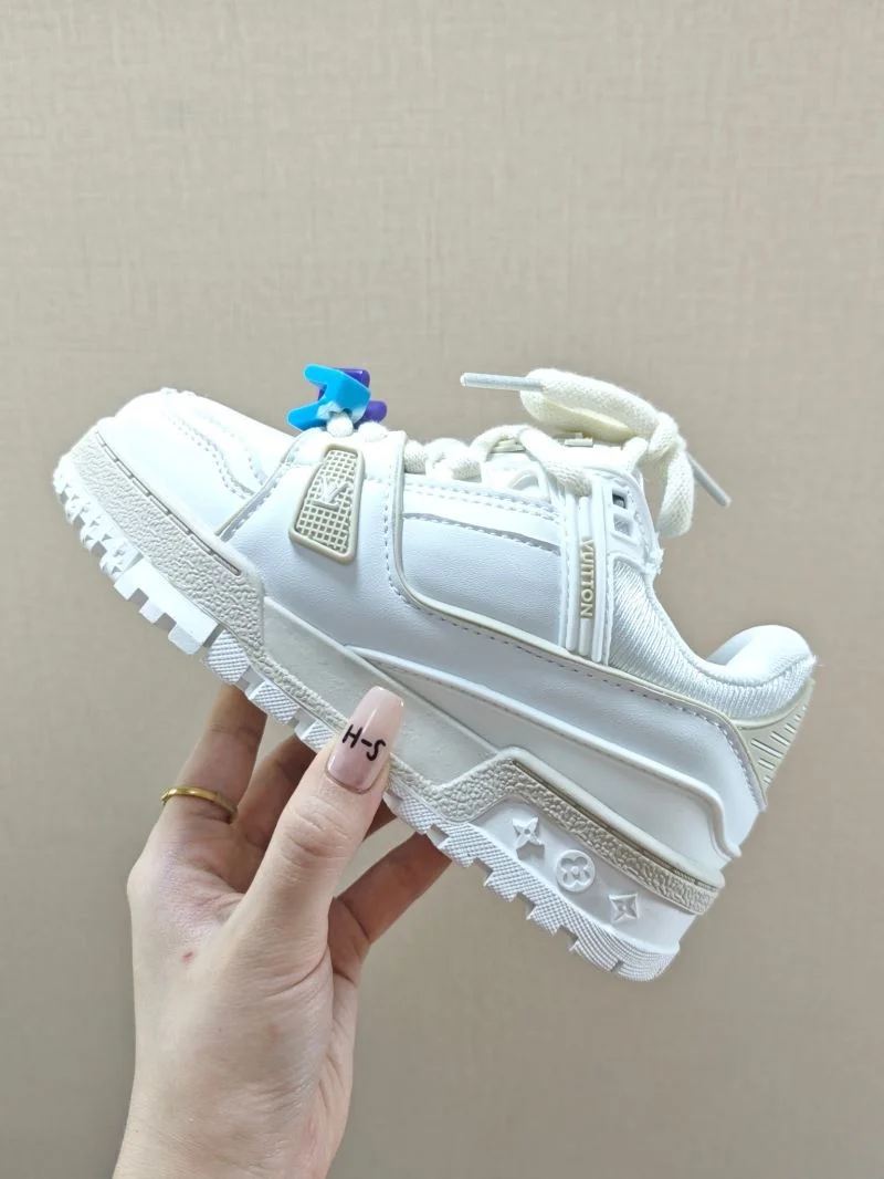 LOUIS VUITTON SHOES AllSeason 28806