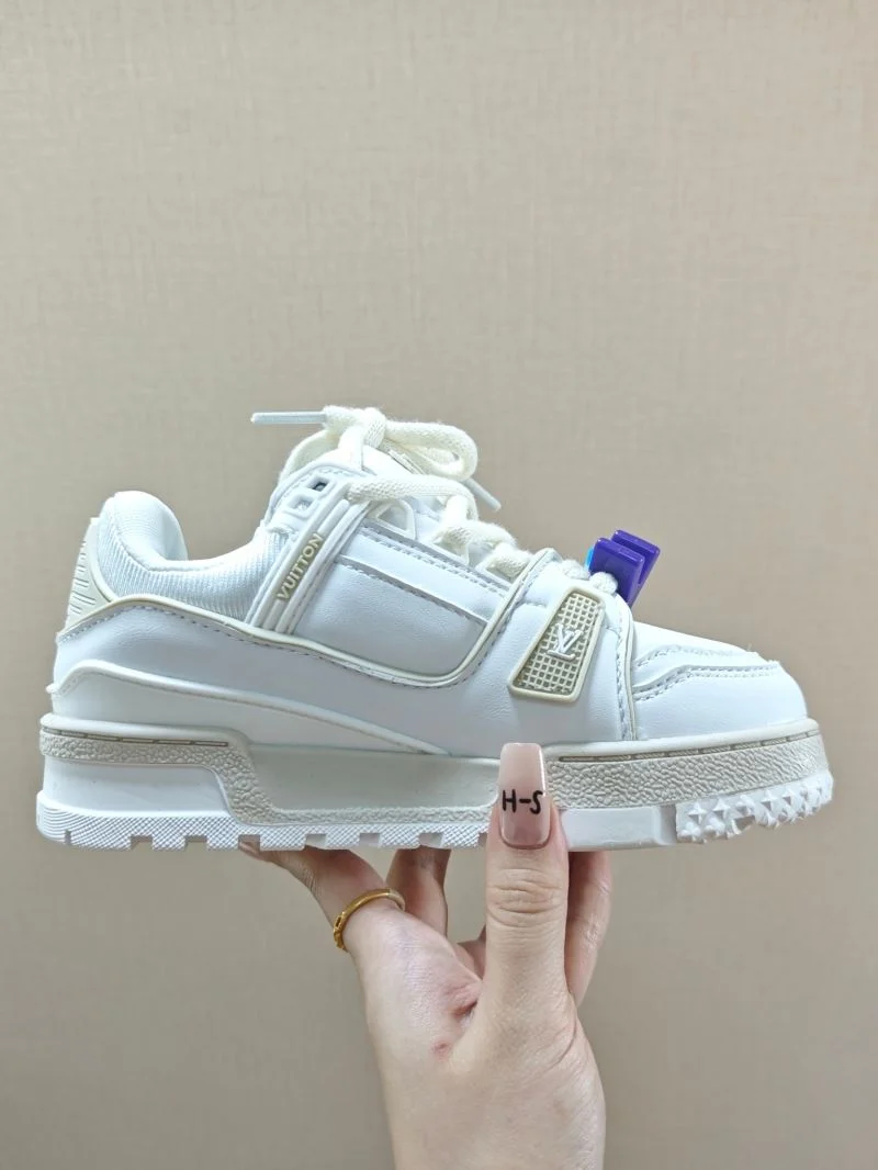 LOUIS VUITTON SHOES AllSeason 28806