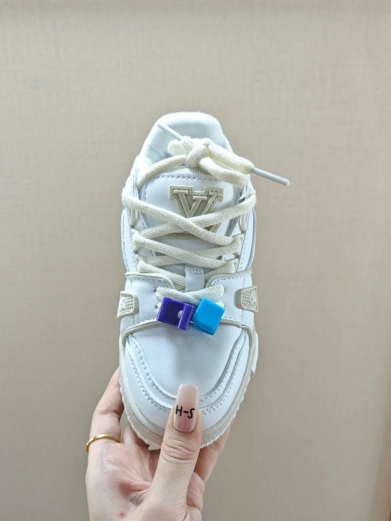 LOUIS VUITTON SHOES AllSeason 28806