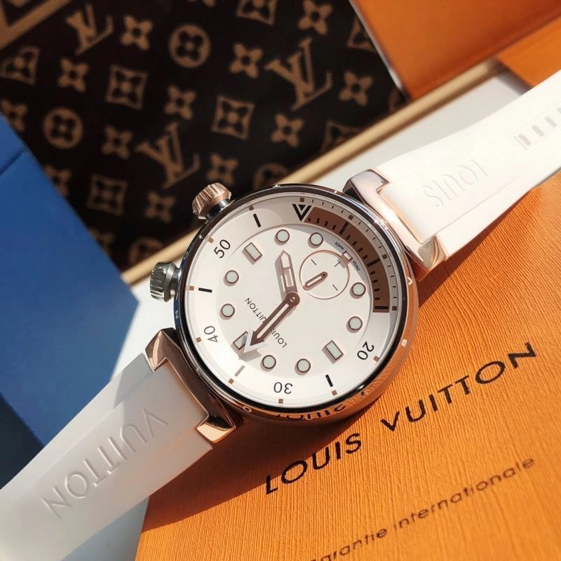 Functional LOUIS VUITTON Watches 189990