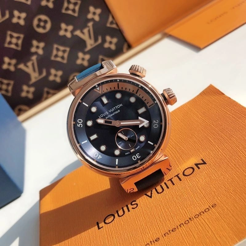 RelaxedFit LOUIS VUITTON Watches 189973