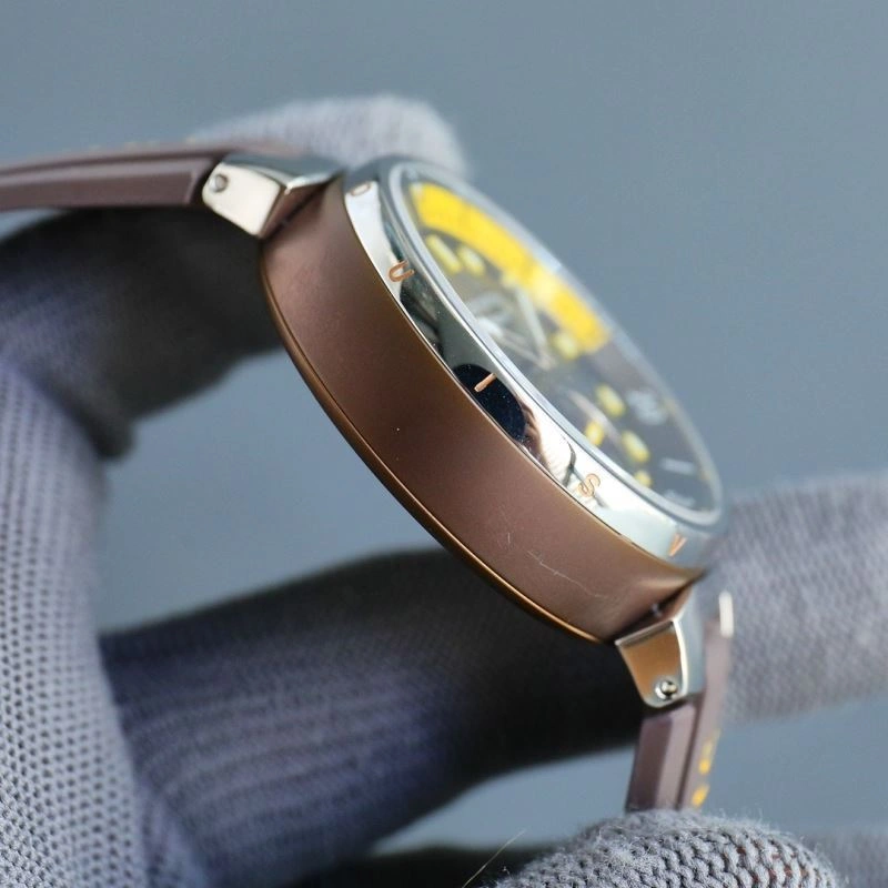 Compact LOUIS VUITTON Watches 189975