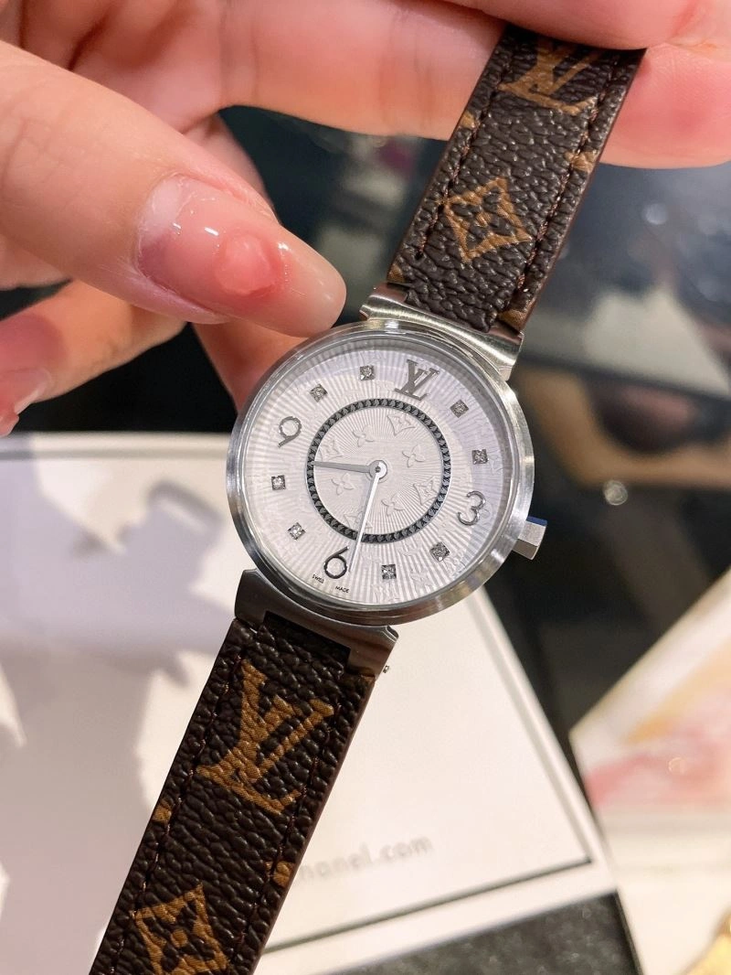 Modern LOUIS VUITTON Watches 189968