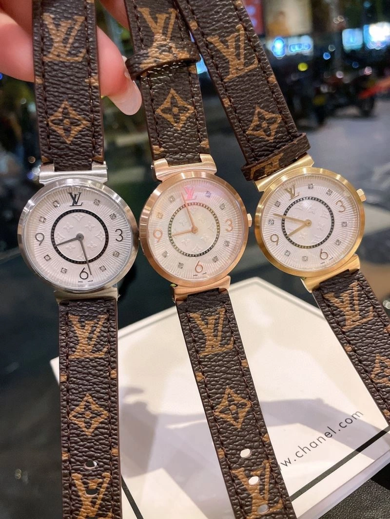 Modern LOUIS VUITTON Watches 189968