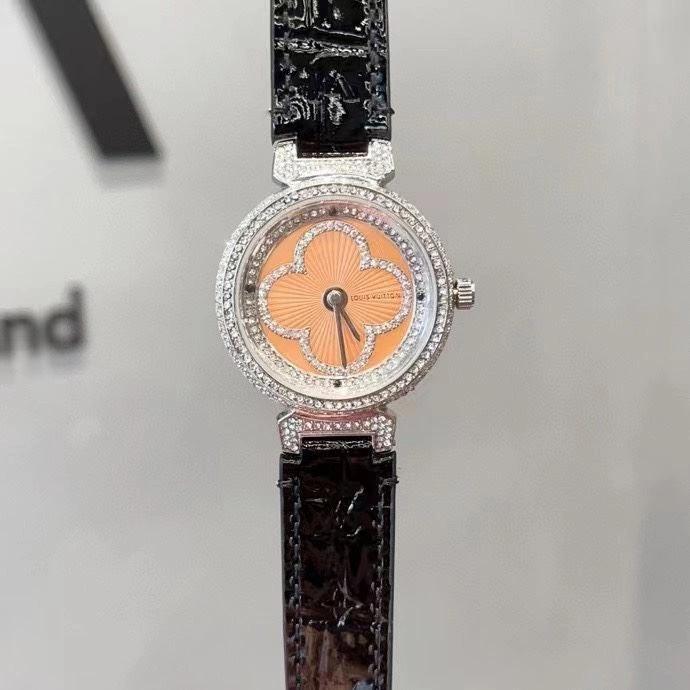 Sporty LOUIS VUITTON Watches 189986