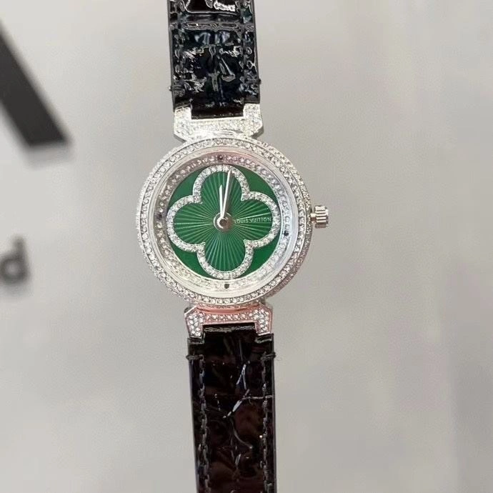Sporty LOUIS VUITTON Watches 189986
