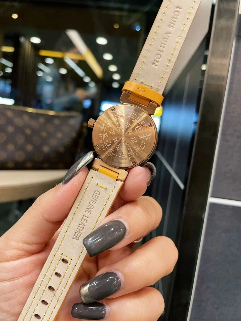 LOUIS VUITTON Watches Unisex 189960