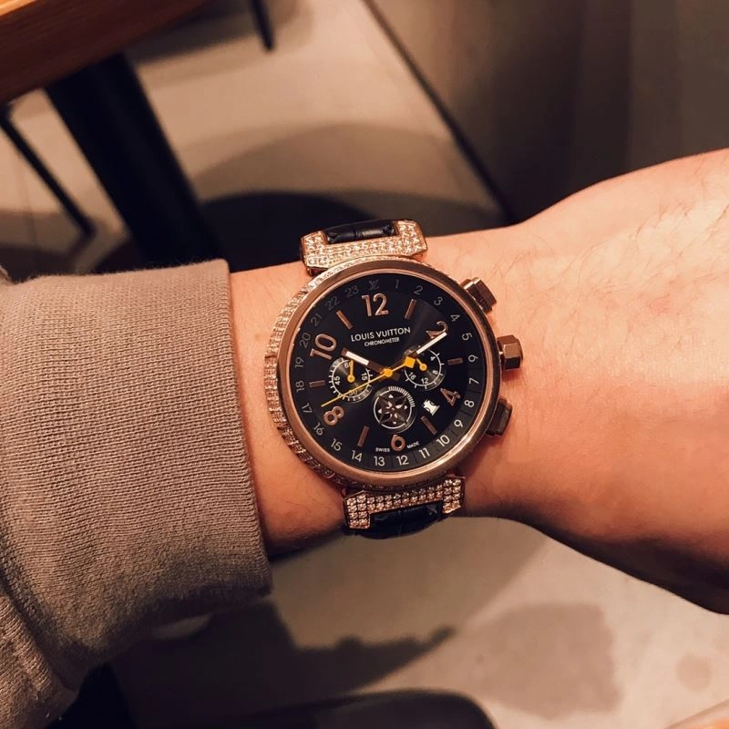 LOUIS VUITTON Watches Breathable 189964