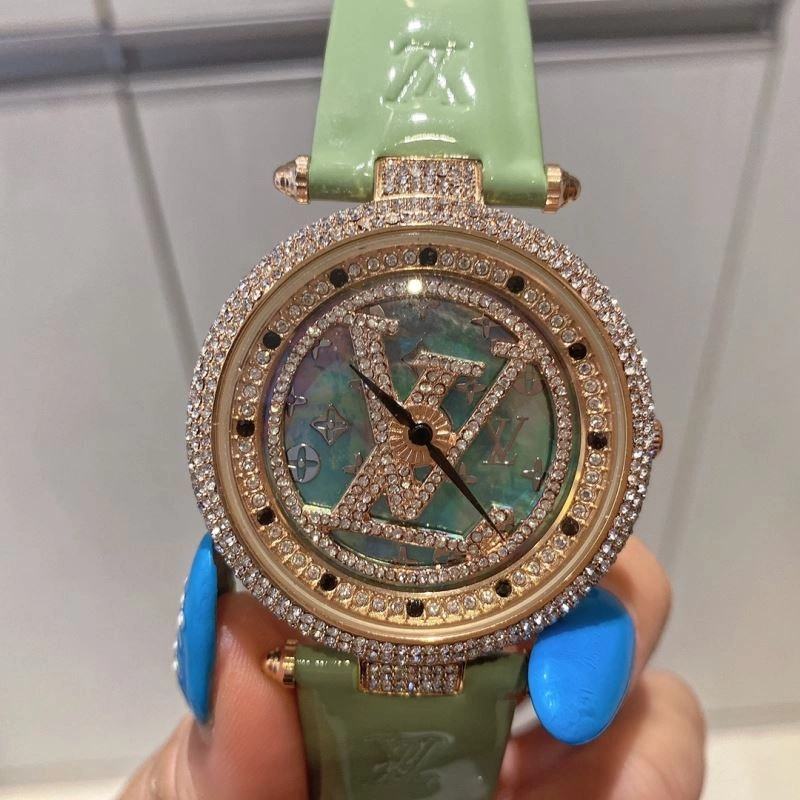 Snug LOUIS VUITTON Watches 189957