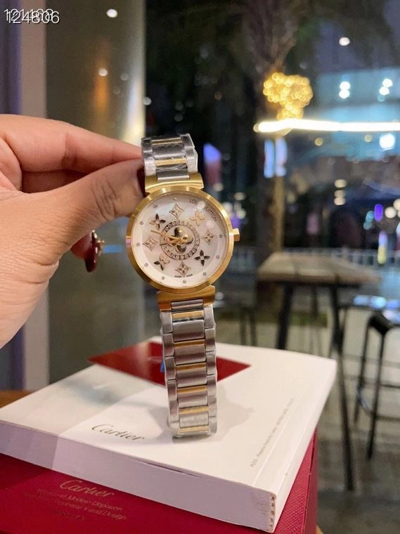 MoistureWicking LOUIS VUITTON Watches 189956