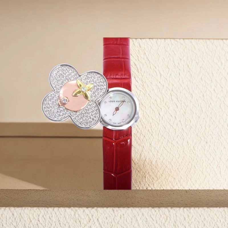 EyeCatching LOUIS VUITTON Watches 189954