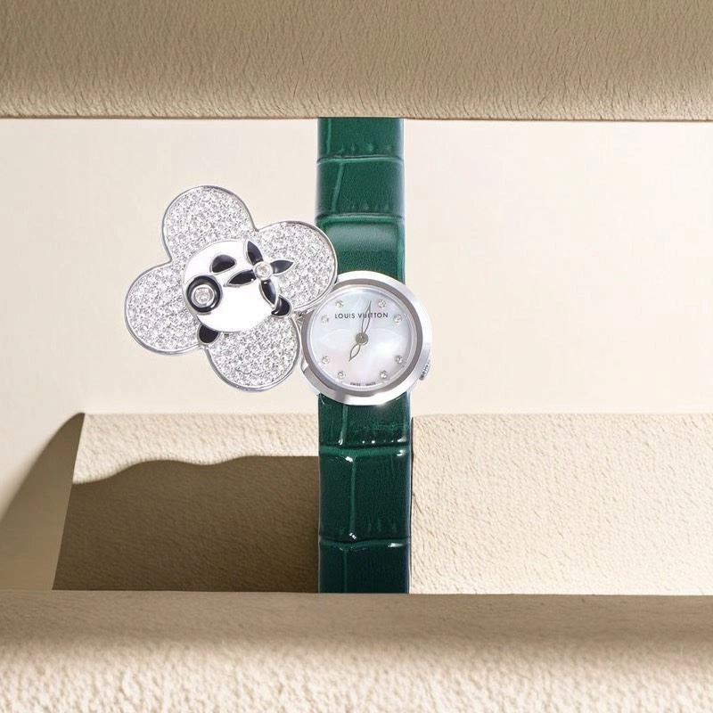 Refined LOUIS VUITTON Watches 189950