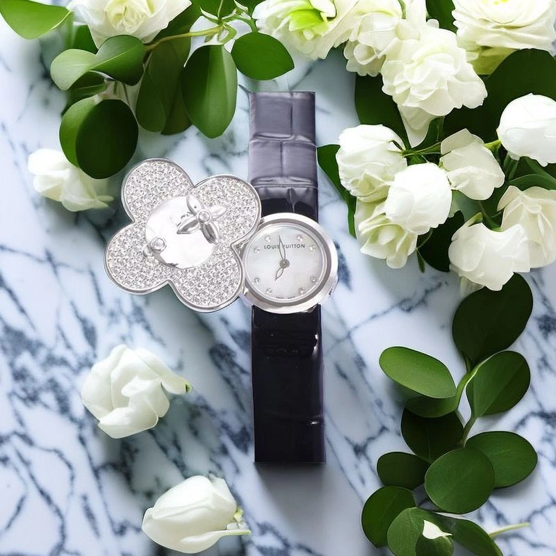 Affordable LOUIS VUITTON Watches 189949