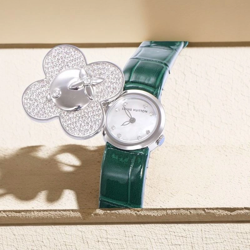 AllSeason LOUIS VUITTON Watches 189947