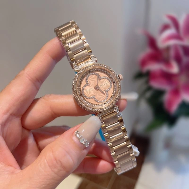 LOUIS VUITTON Watches Popular 189942