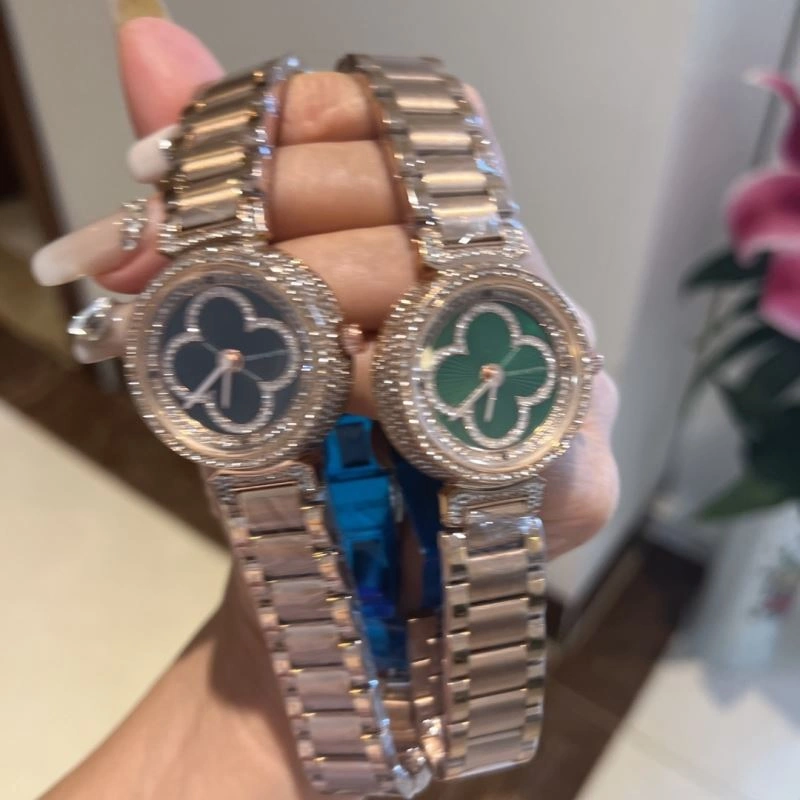LOUIS VUITTON Watches Popular 189942