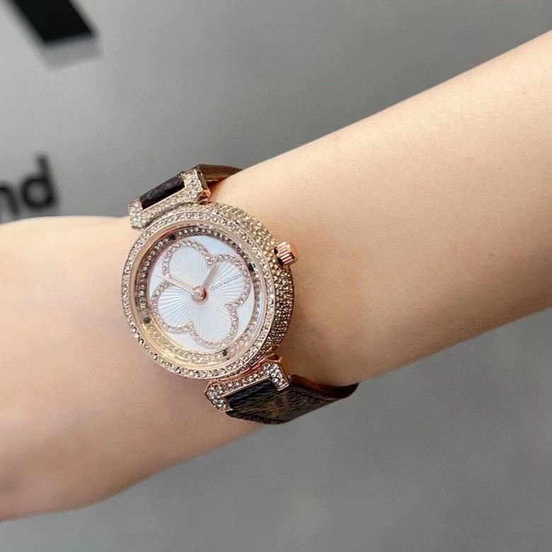 LOUIS VUITTON Watches Versatile 189920