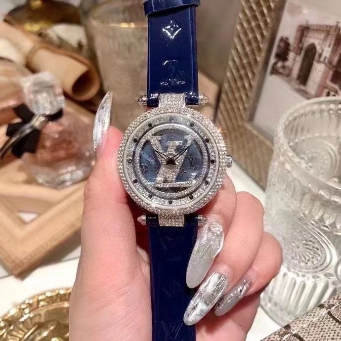 LOUIS VUITTON Watches Cozy 189937