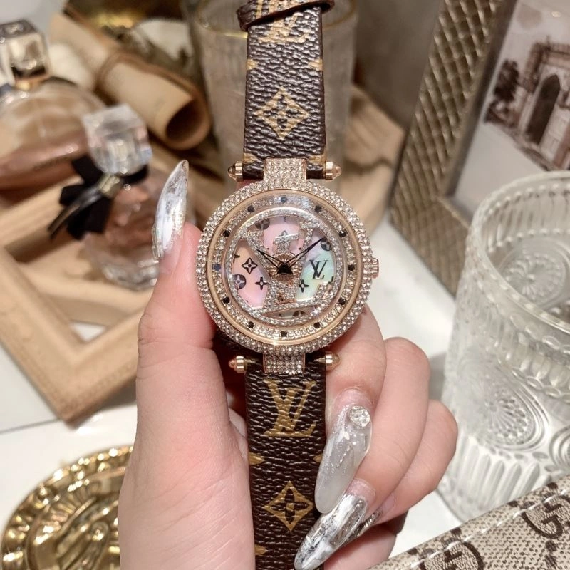 LOUIS VUITTON Watches FashionForward 189938