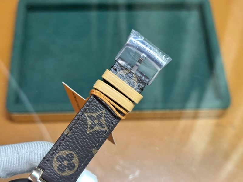 MoistureWicking LOUIS VUITTON Watches 189924