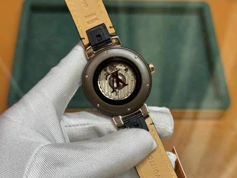 MoistureWicking LOUIS VUITTON Watches 189924