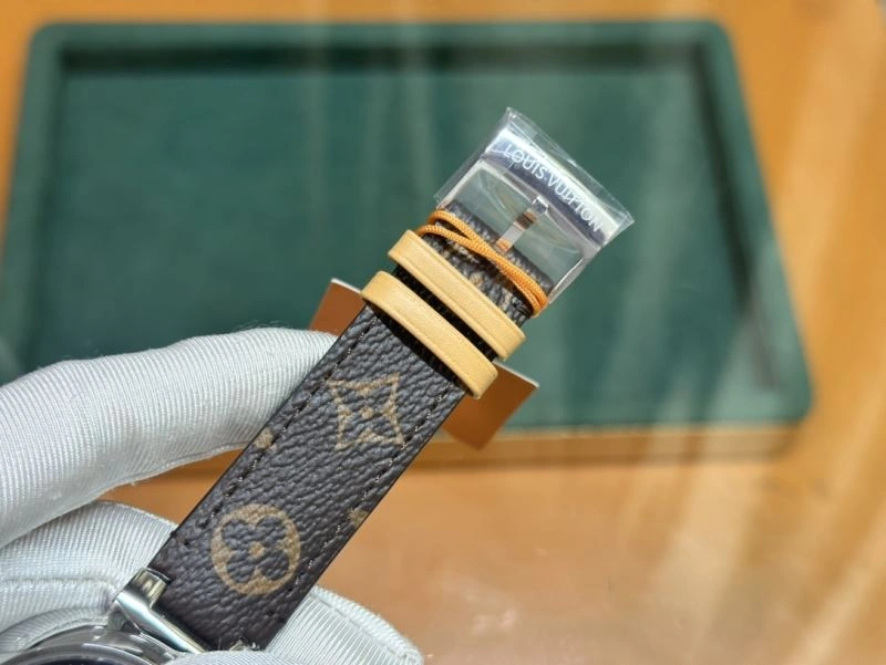 Durable LOUIS VUITTON Watches 189914