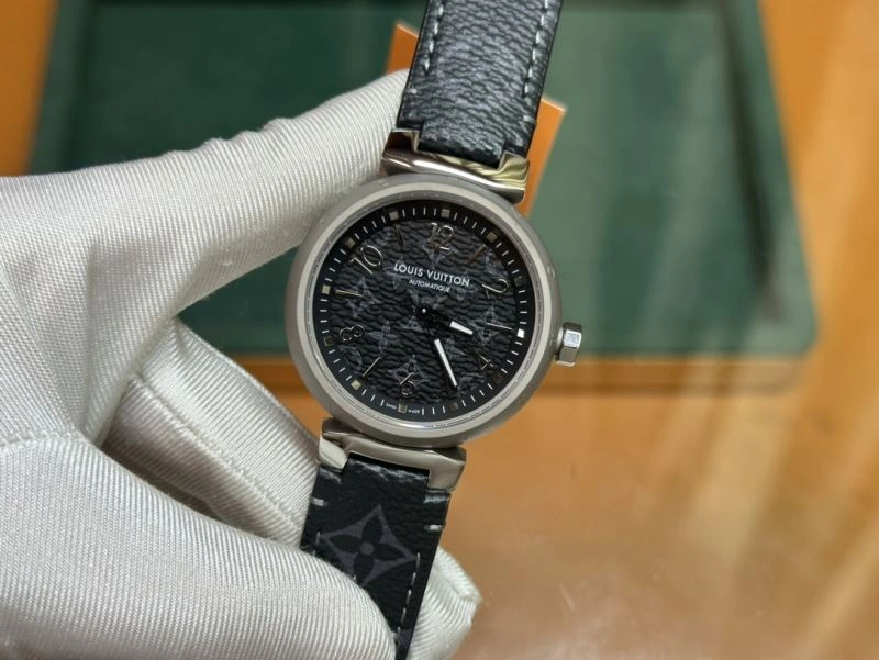 RelaxedFit LOUIS VUITTON Watches 189913