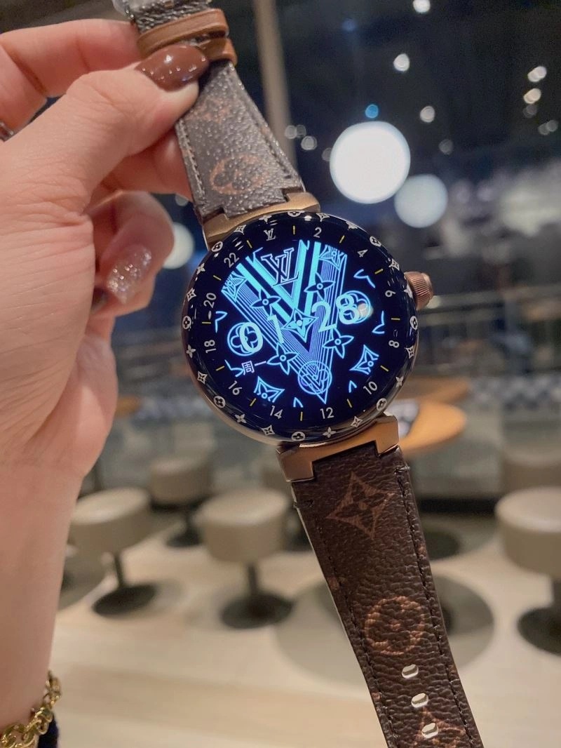LOUIS VUITTON Watches Breathable 189910