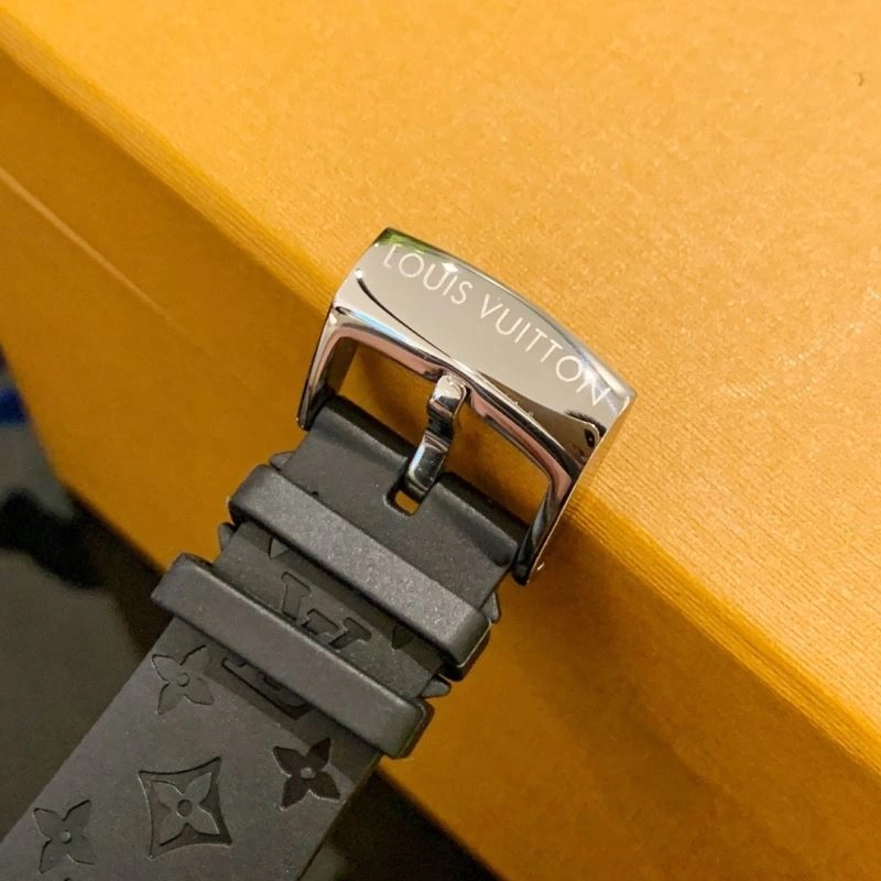 LOUIS VUITTON Watches RelaxedFit 189909