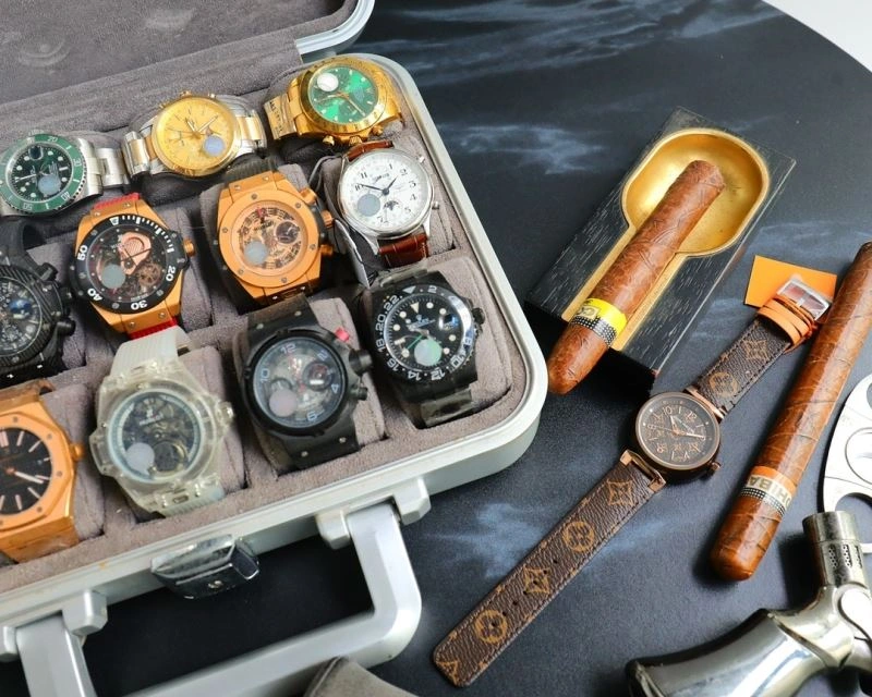 LOUIS VUITTON Watches Bold 189905