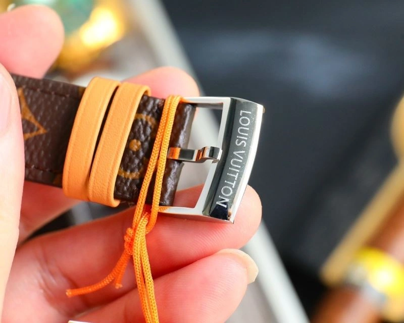 LOUIS VUITTON Watches Bold 189905