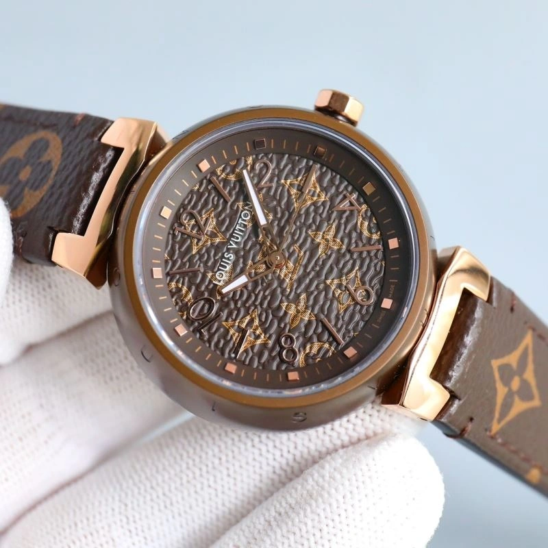 EasyMatch LOUIS VUITTON Watches 189899