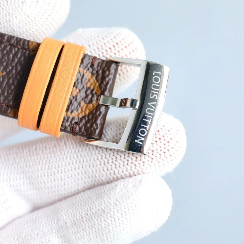 EasyMatch LOUIS VUITTON Watches 189899
