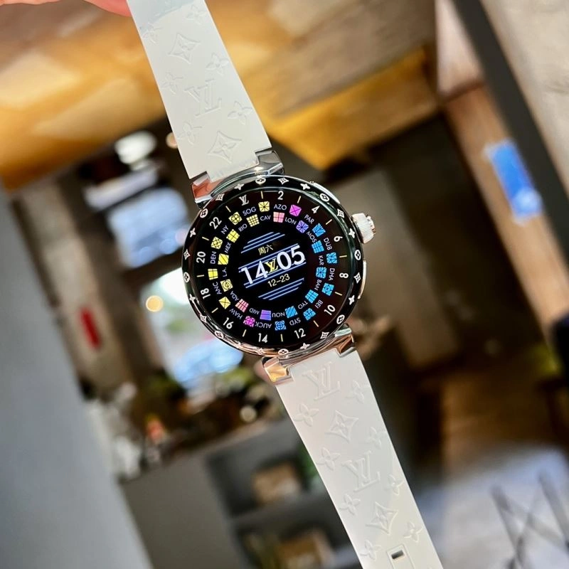 LOUIS VUITTON Watches Trendy 189885