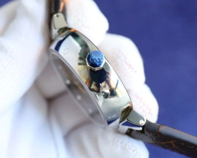 LOUIS VUITTON Watches Casual 189889