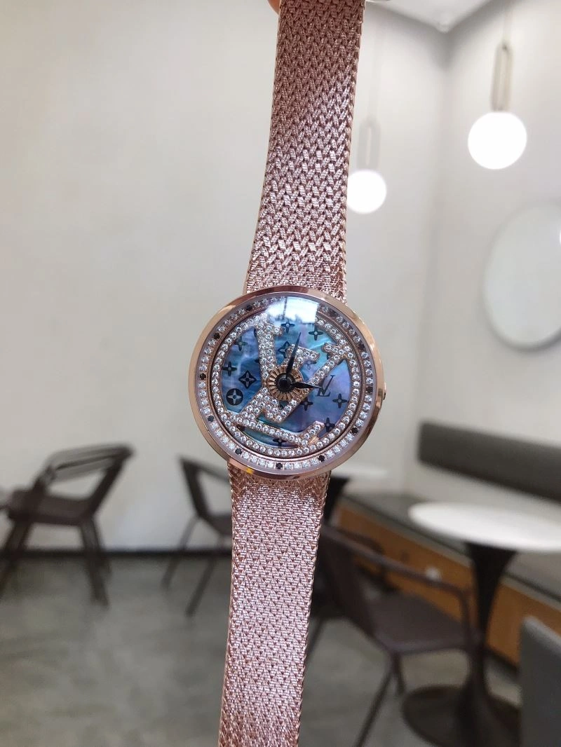 LOUIS VUITTON Watches Unisex 189870