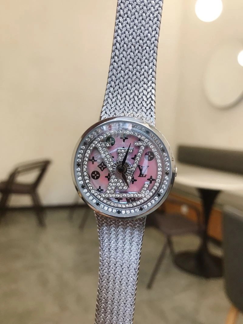 LOUIS VUITTON Watches UrbanChic 189880
