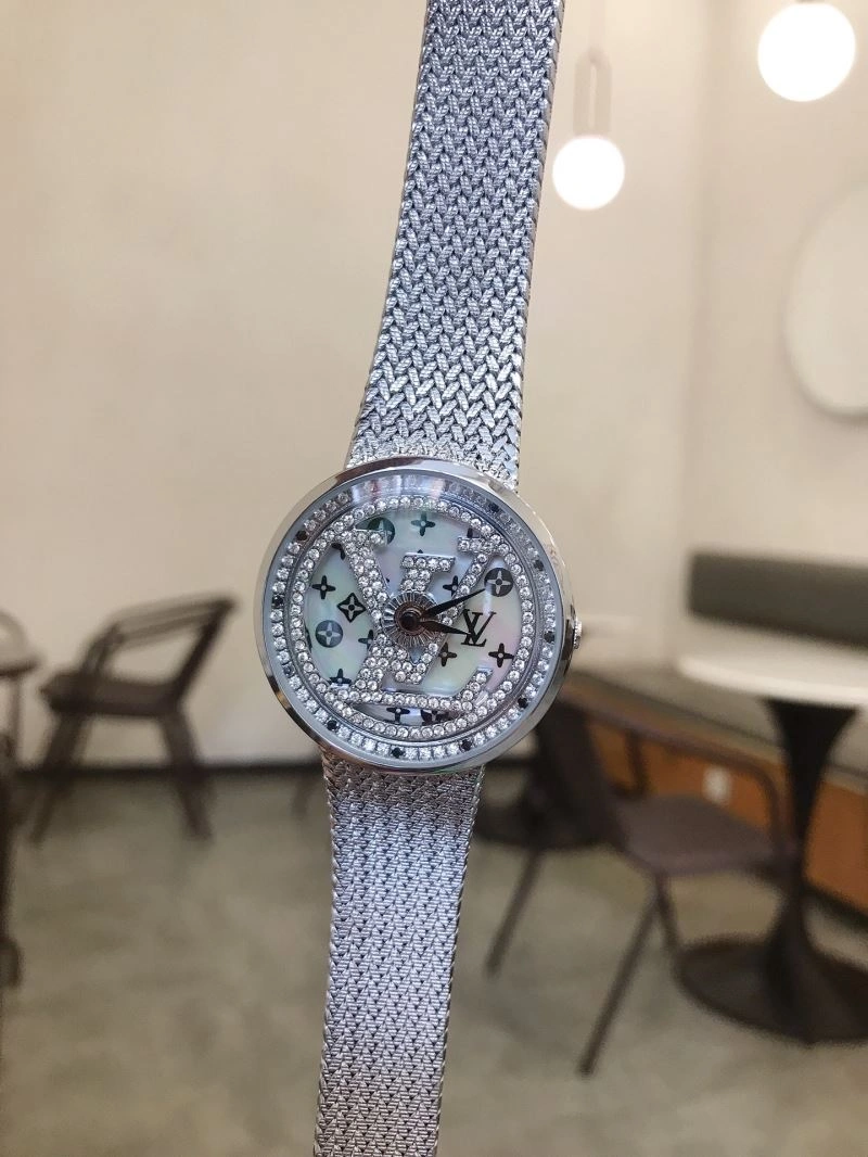 LOUIS VUITTON Watches UrbanChic 189880