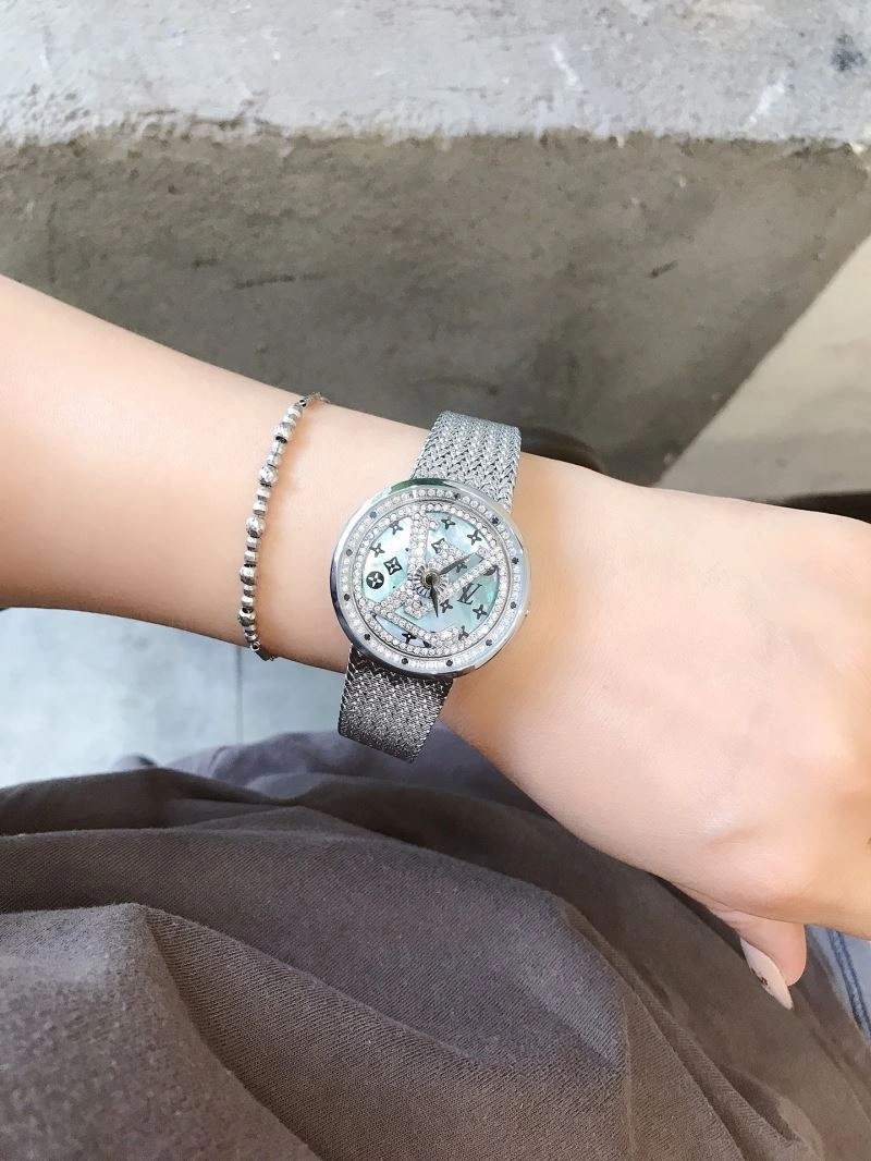 LOUIS VUITTON Watches UrbanChic 189880
