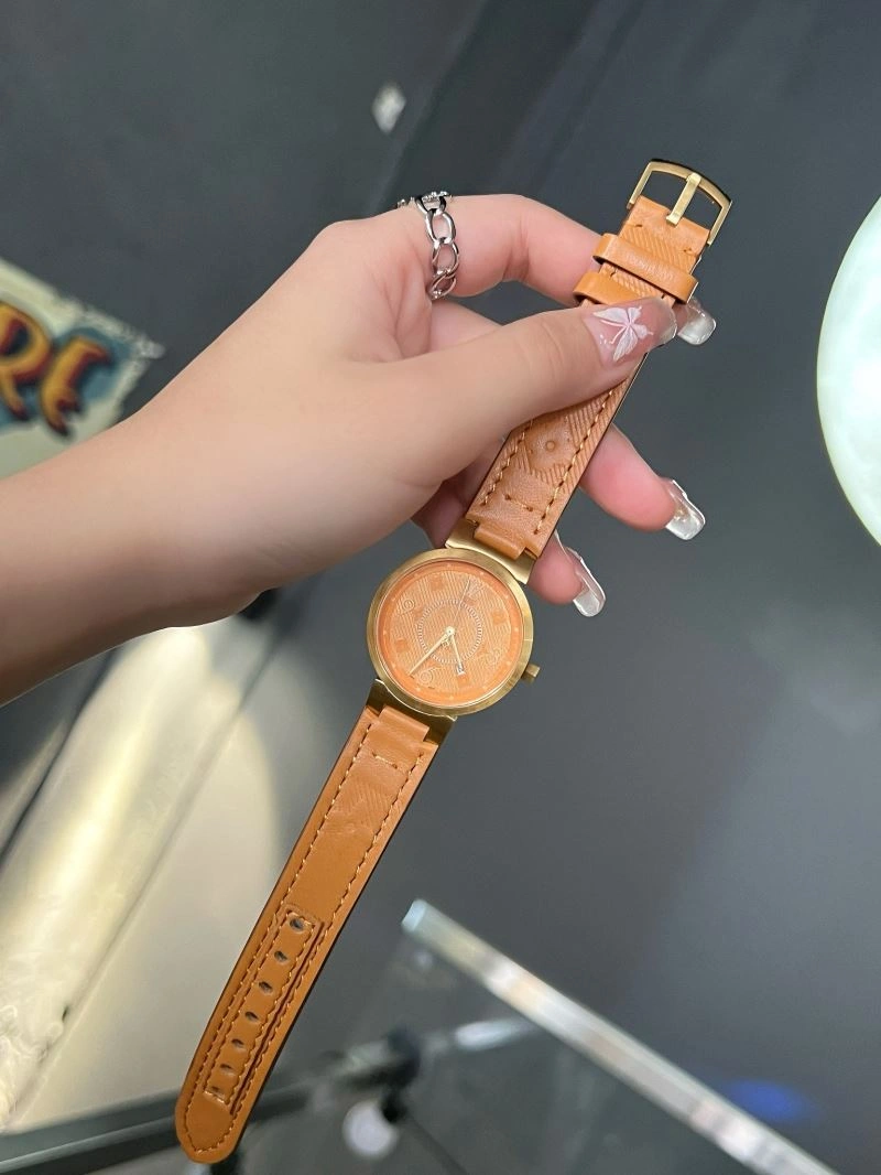 LOUIS VUITTON Watches Trendy 189845