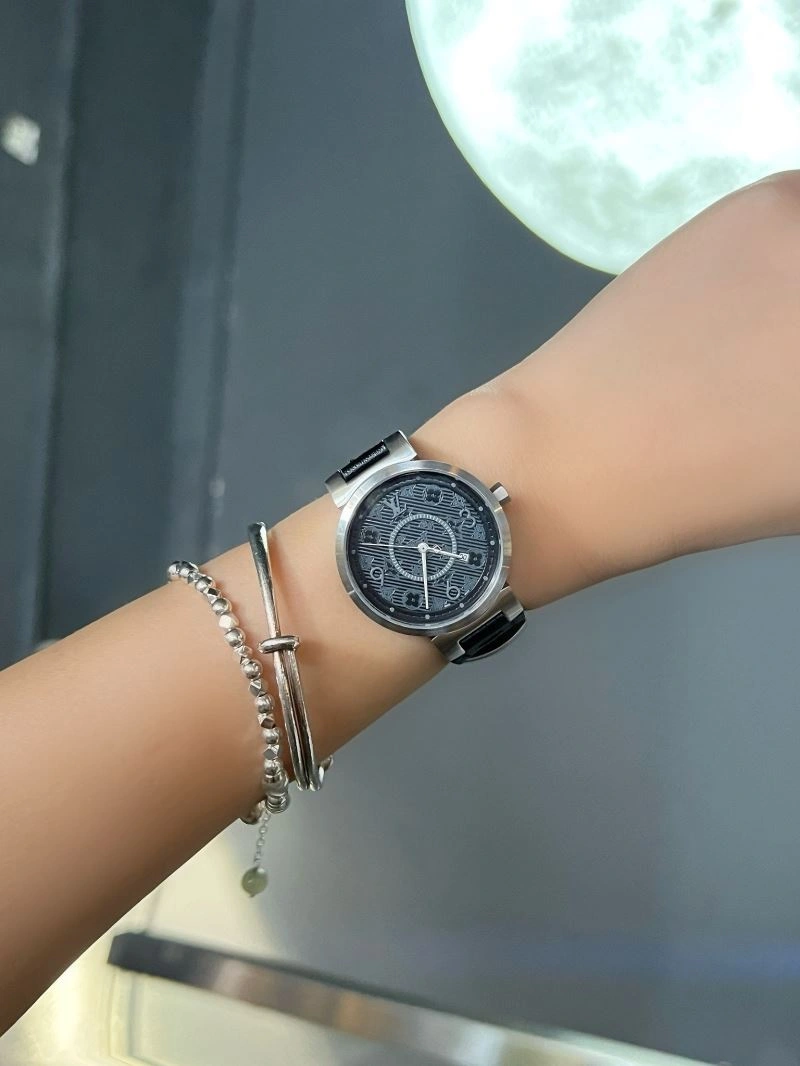WellDesigned LOUIS VUITTON Watches 189832