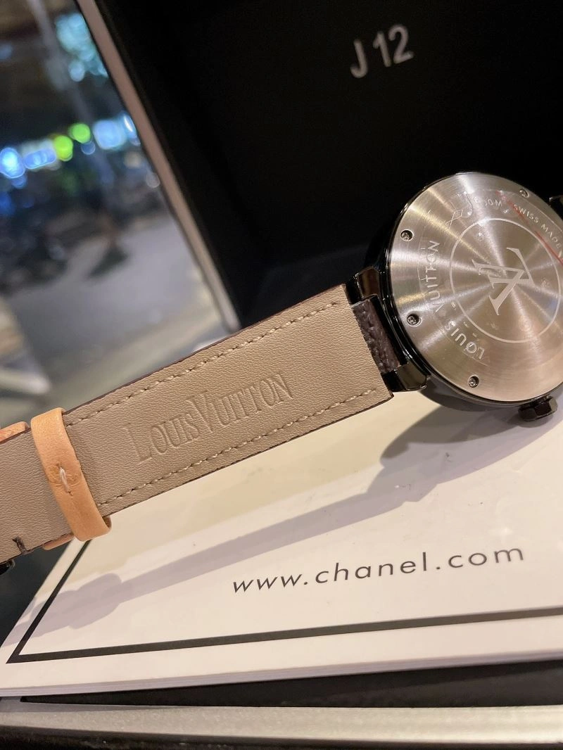 LOUIS VUITTON Watches ModernLook 189834