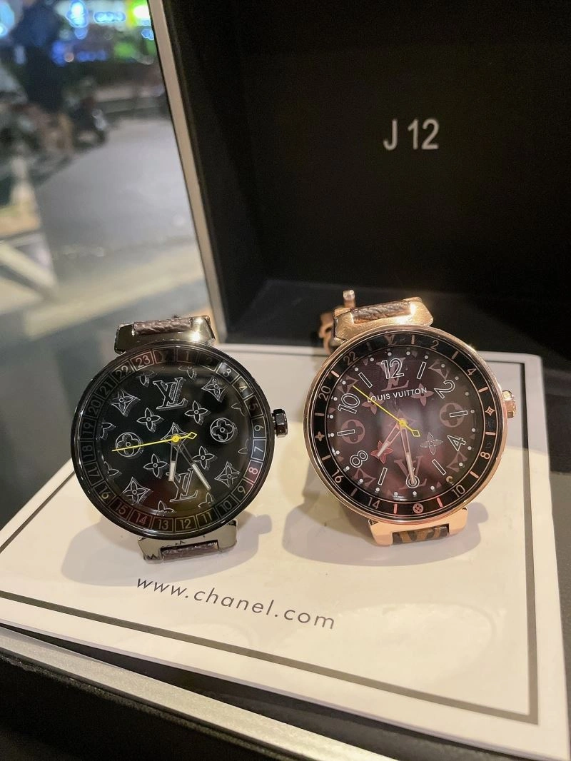 LOUIS VUITTON Watches ModernLook 189834