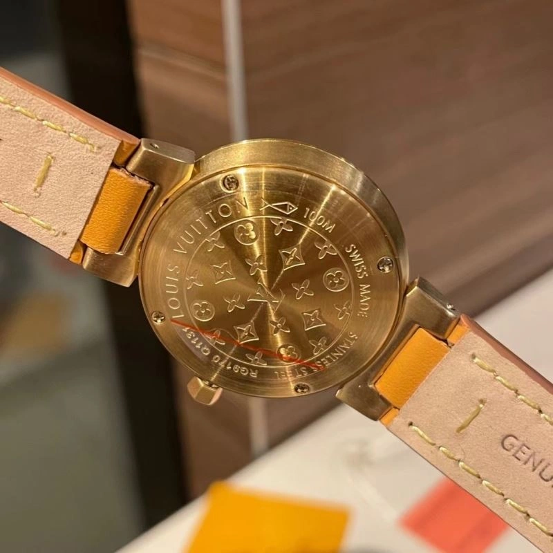 Cozy LOUIS VUITTON Watches 189846