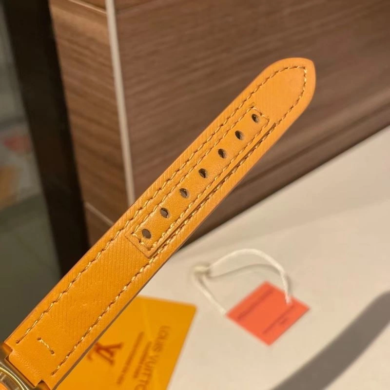 Cozy LOUIS VUITTON Watches 189846
