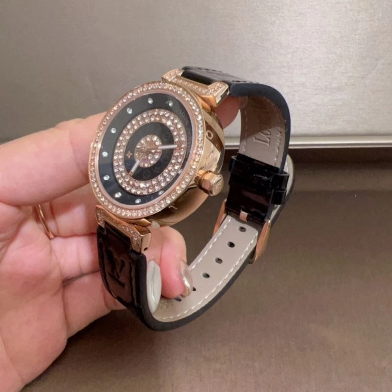 LOUIS VUITTON Watches Versatile 189857