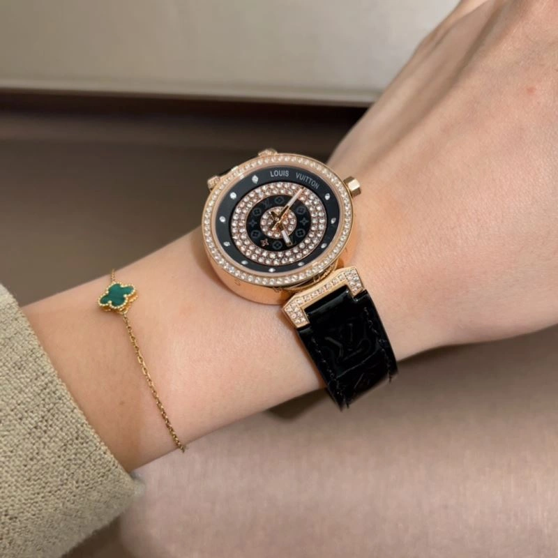 LOUIS VUITTON Watches Versatile 189857