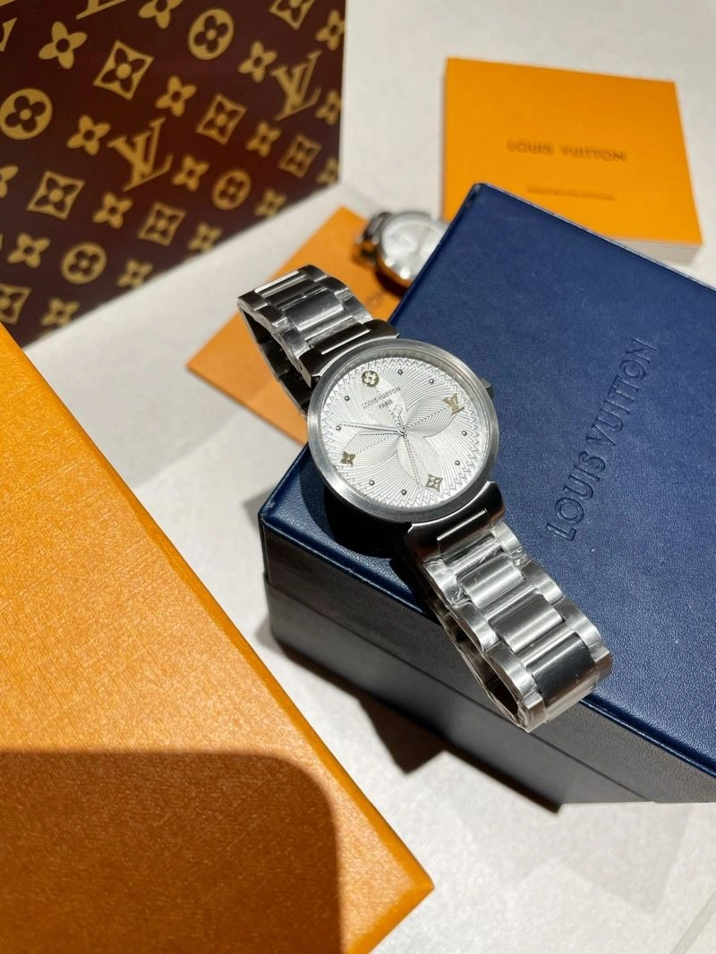 LOUIS VUITTON Watches Soft 189838